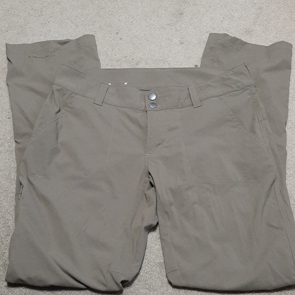 Columbia omni-sheild khaki hiking pants
